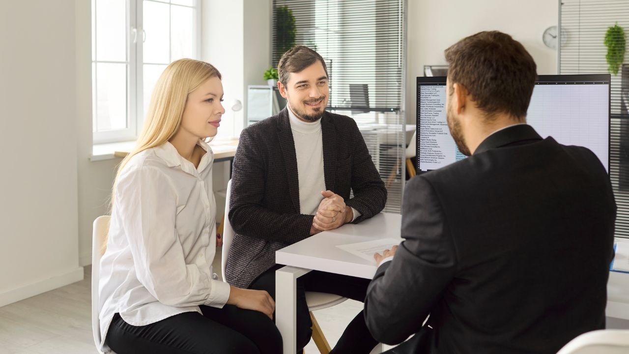 When and How to Switch Tax Advisors